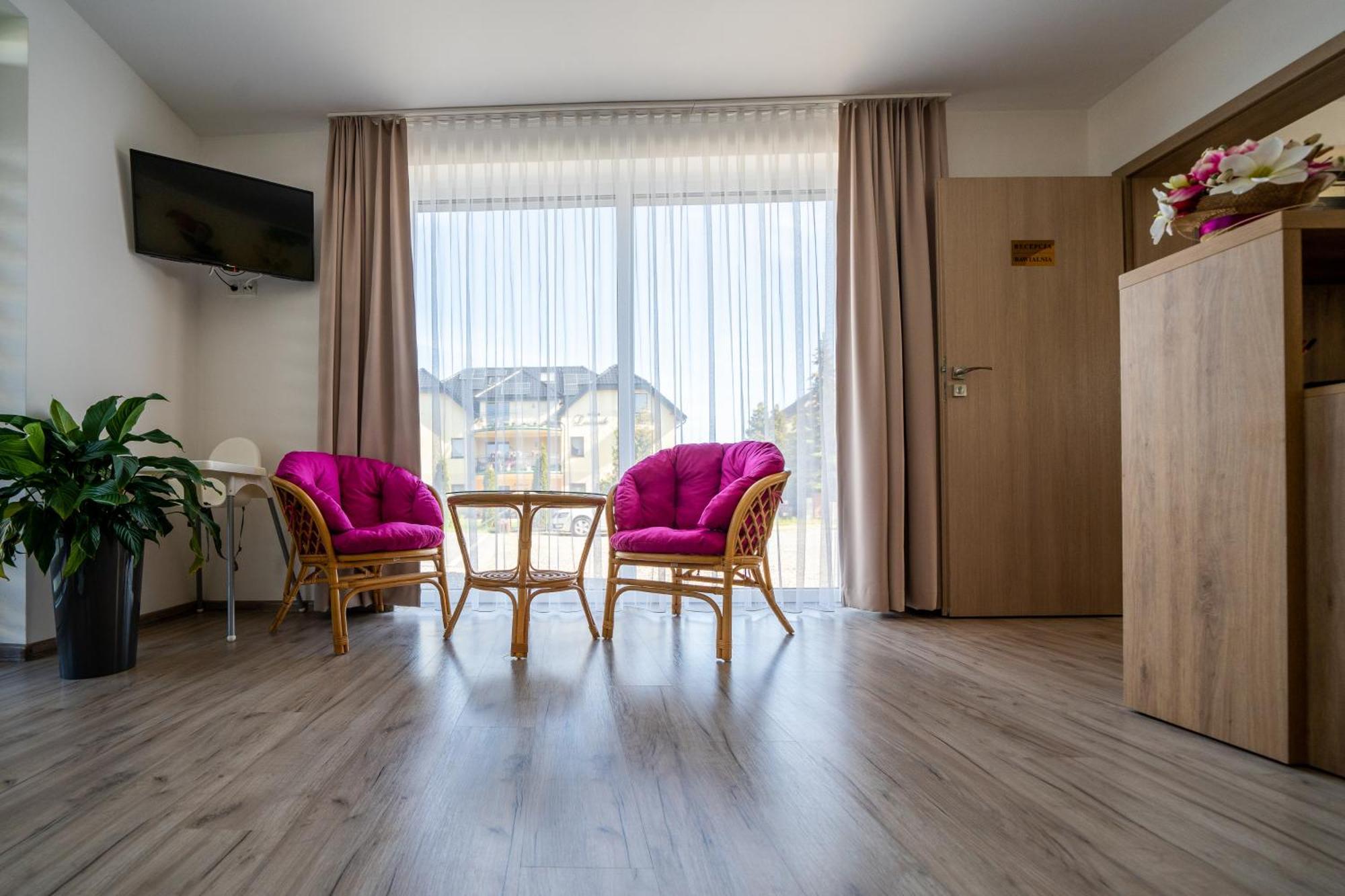Magnolia Pokoje I Apartamenty Debki Ngoại thất bức ảnh
