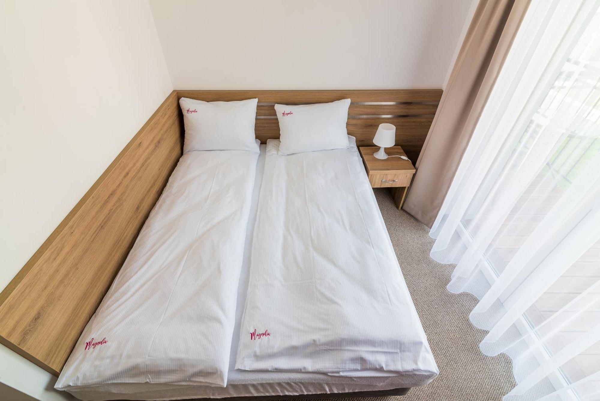 Magnolia Pokoje I Apartamenty Debki Ngoại thất bức ảnh