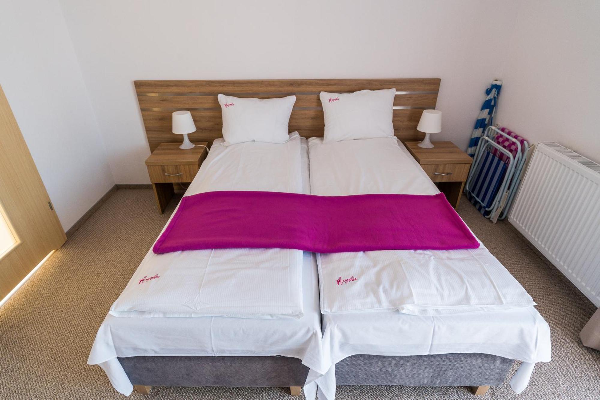 Magnolia Pokoje I Apartamenty Debki Ngoại thất bức ảnh