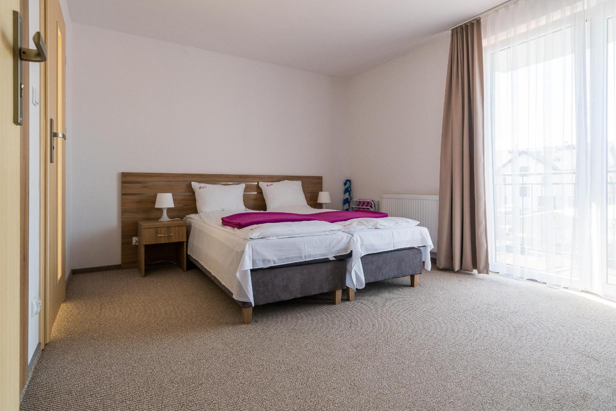 Magnolia Pokoje I Apartamenty Debki Ngoại thất bức ảnh
