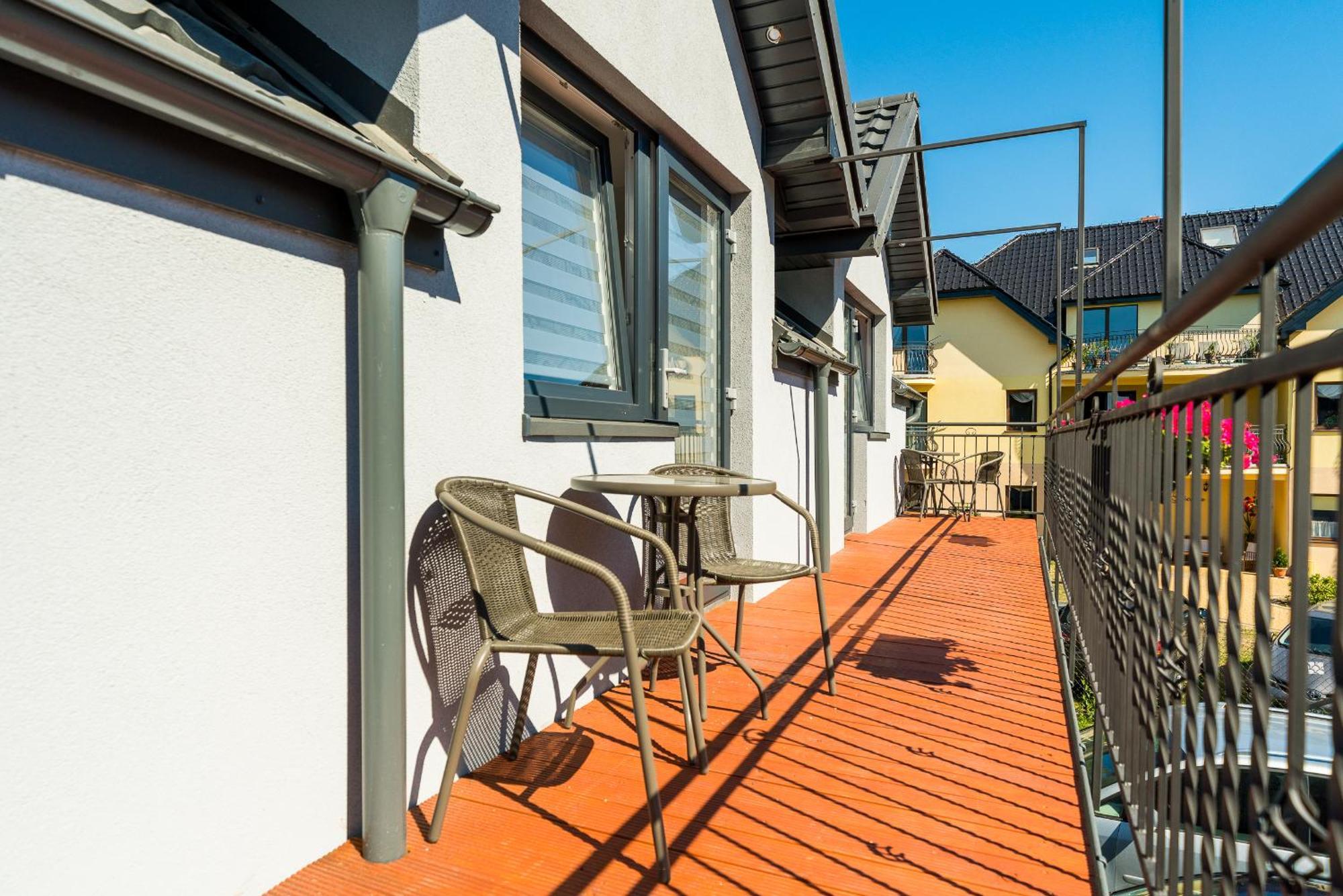 Magnolia Pokoje I Apartamenty Debki Ngoại thất bức ảnh