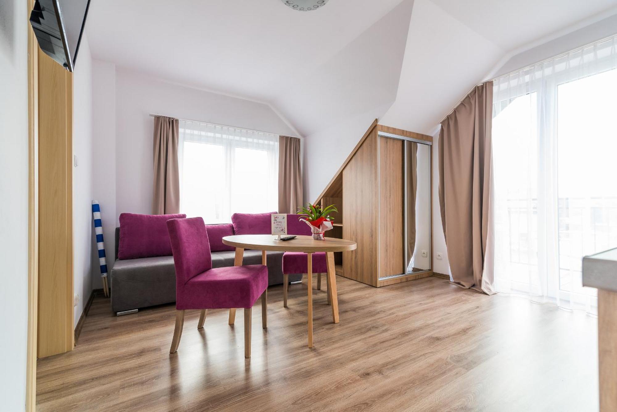 Magnolia Pokoje I Apartamenty Debki Ngoại thất bức ảnh
